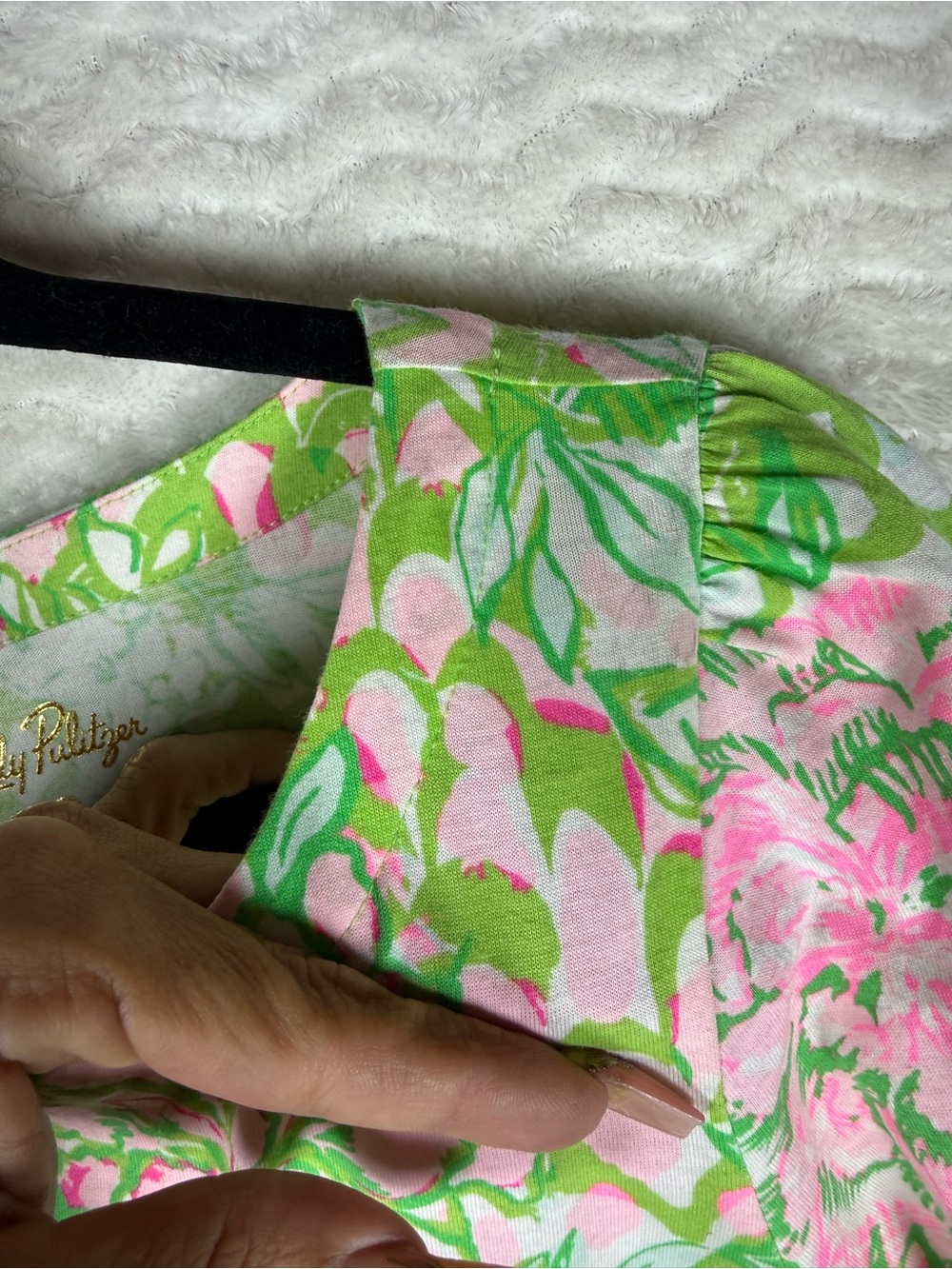 Lilly Pulitzer Easley T-Shirt Dress. Pink & Green Floral v-neck. Stunning 🤩 - Picture 10 of 11